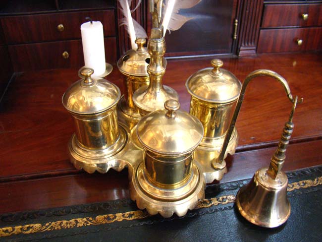 An Antique Spanish Brass Standish circa 1750-1780 — image 3